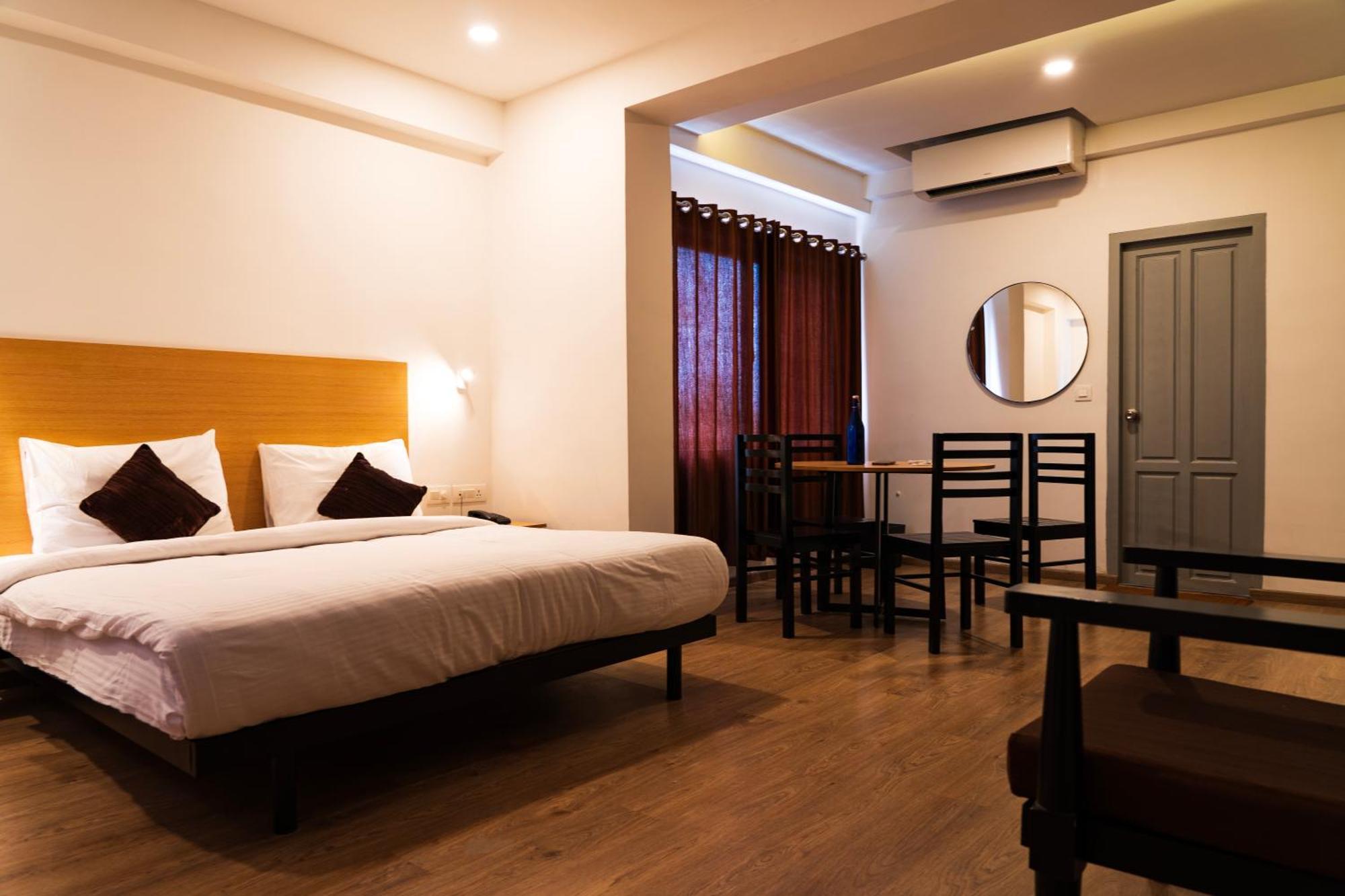 Hotel B R Regency Thiruvananthapuram Ngoại thất bức ảnh