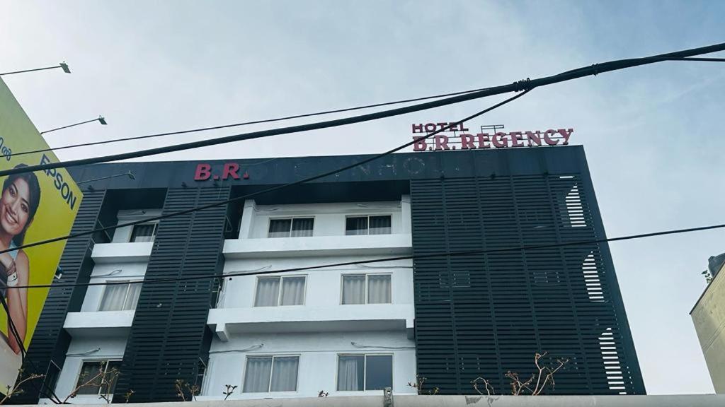 Hotel B R Regency Thiruvananthapuram Ngoại thất bức ảnh